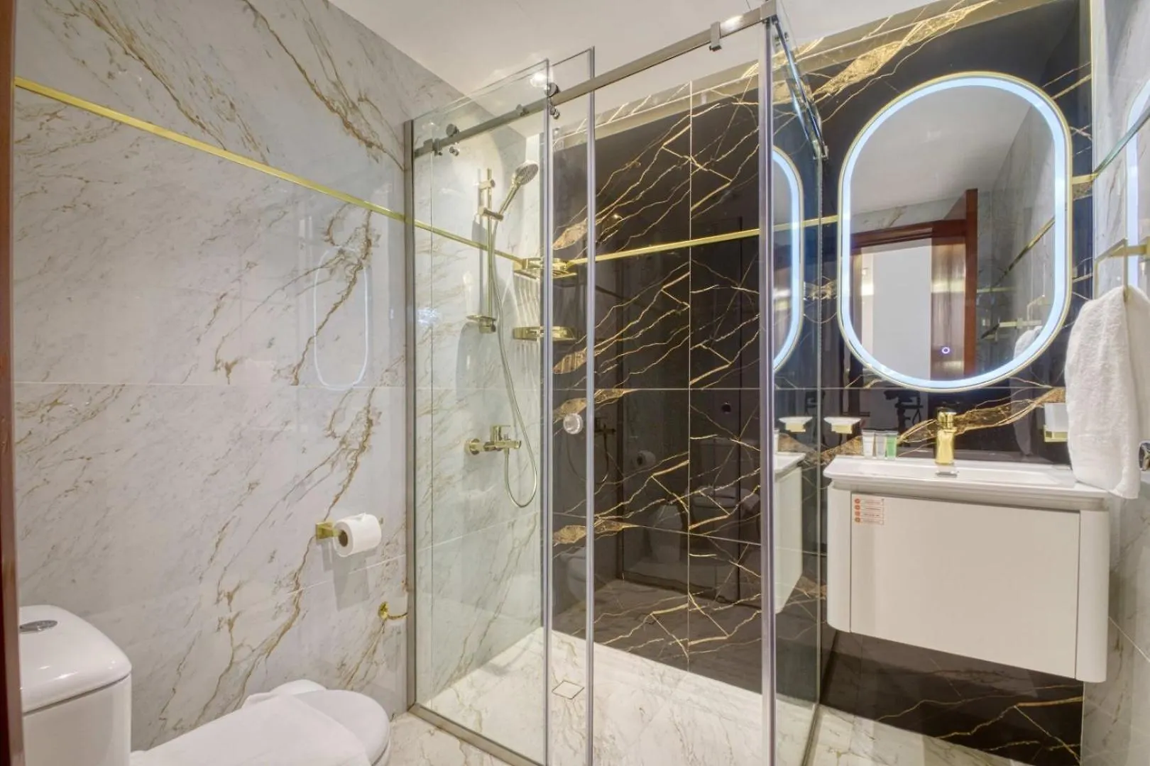 Dreaminn - 2Br Spacious Apartment Marina Park With Balcony Dubai