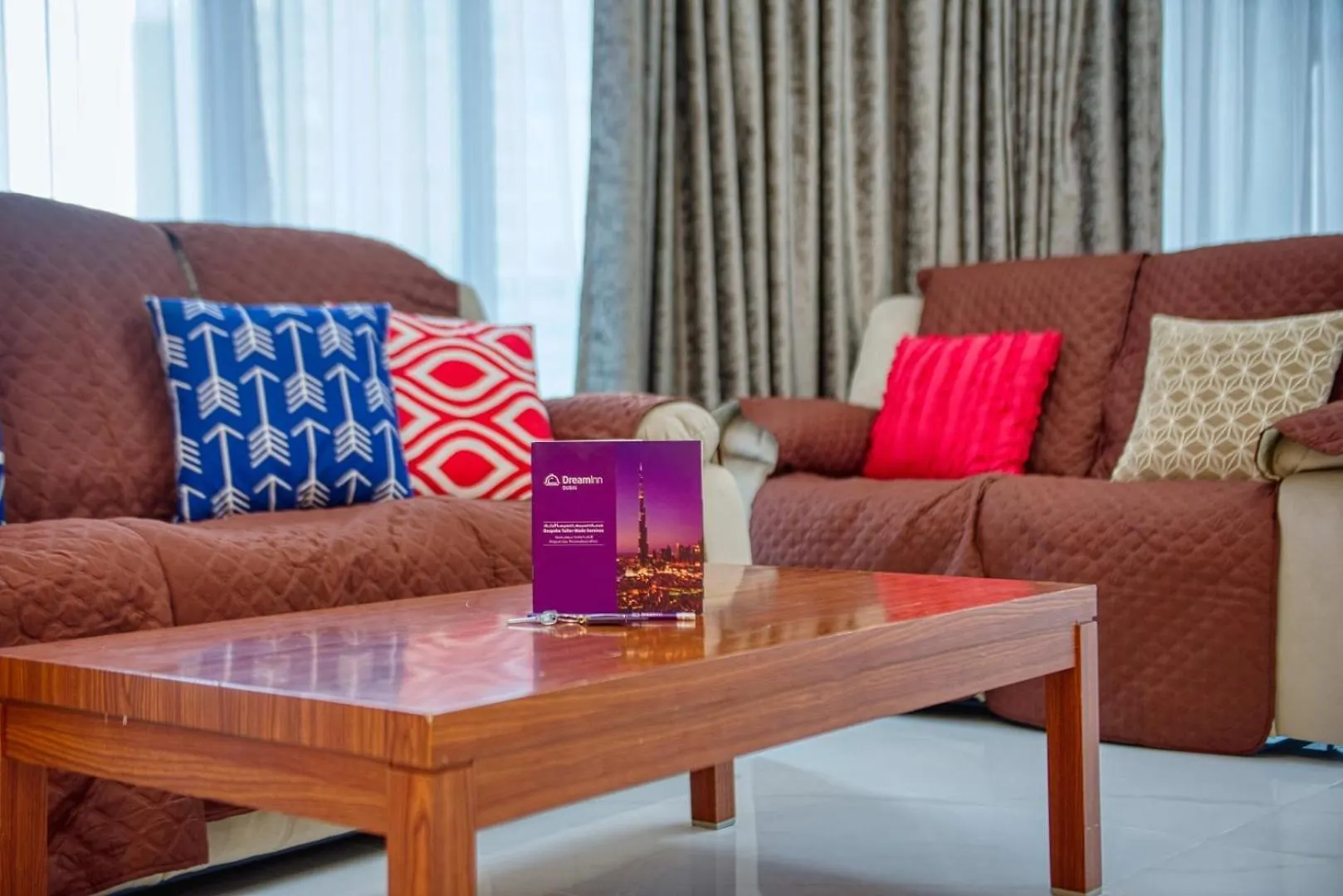 Dreaminn - 2Br Spacious Apartment Marina Park With Balcony Dubai 0*,
